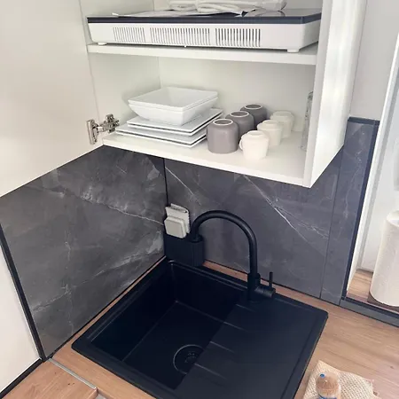 Design-studio Mit Wellness-bad&smart Access Apartment